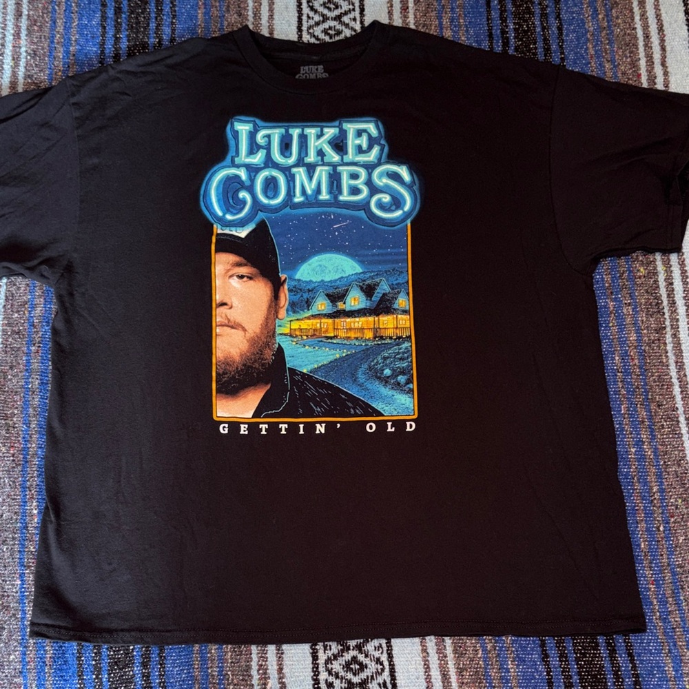 Luke Combs 2023 Gettin’ Old Album Promo Tee Shirt